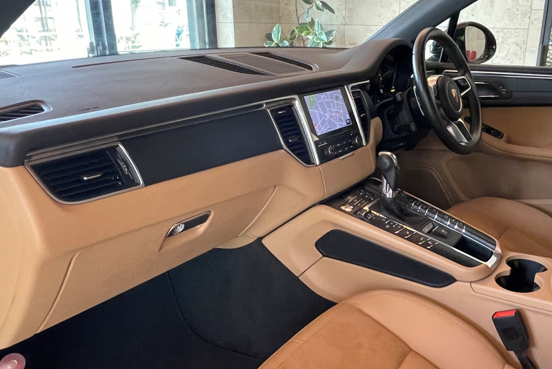 ポルシェ マカン 中古車