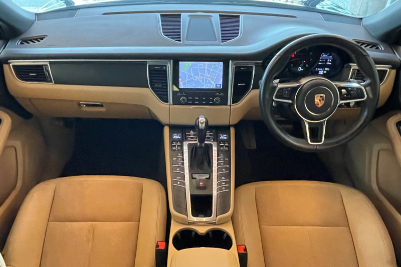 ポルシェ マカン 中古車