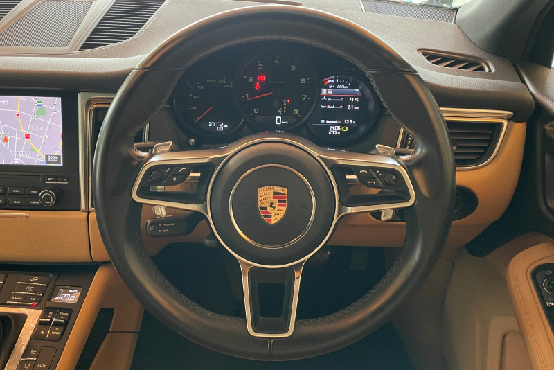 ポルシェ マカン 中古車