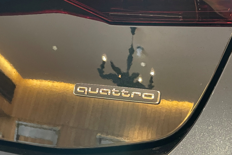 アウディ A7 中古車