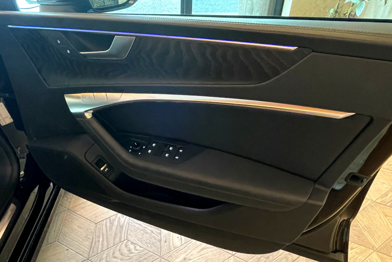 アウディ A7 中古車