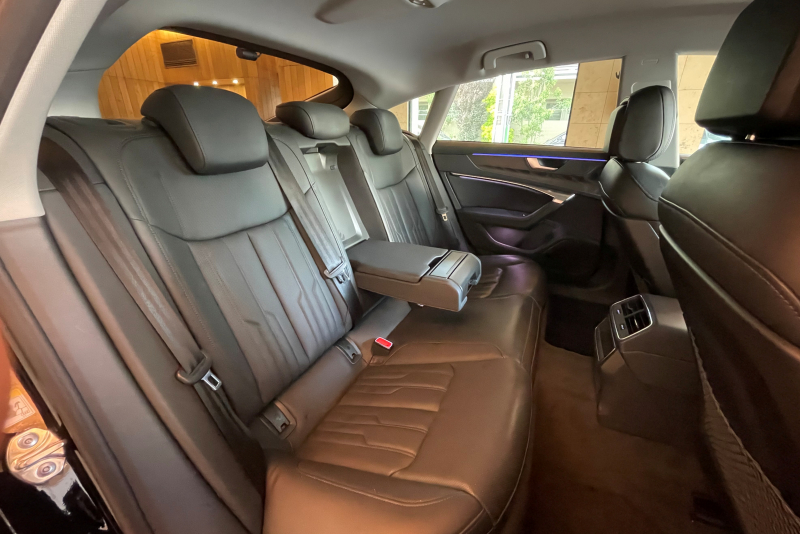 アウディ A7 中古車