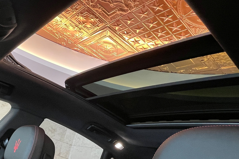 マセラティ レヴァンテ 中古車