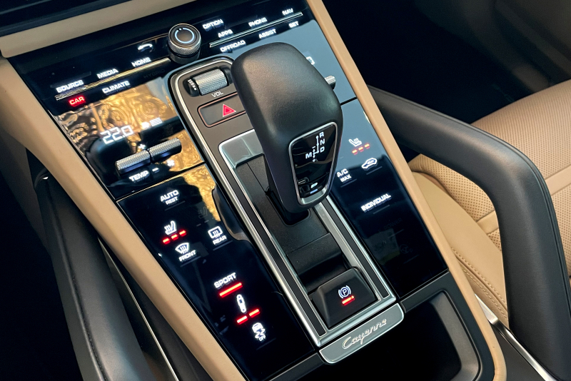 ポルシェ カイエン 中古車