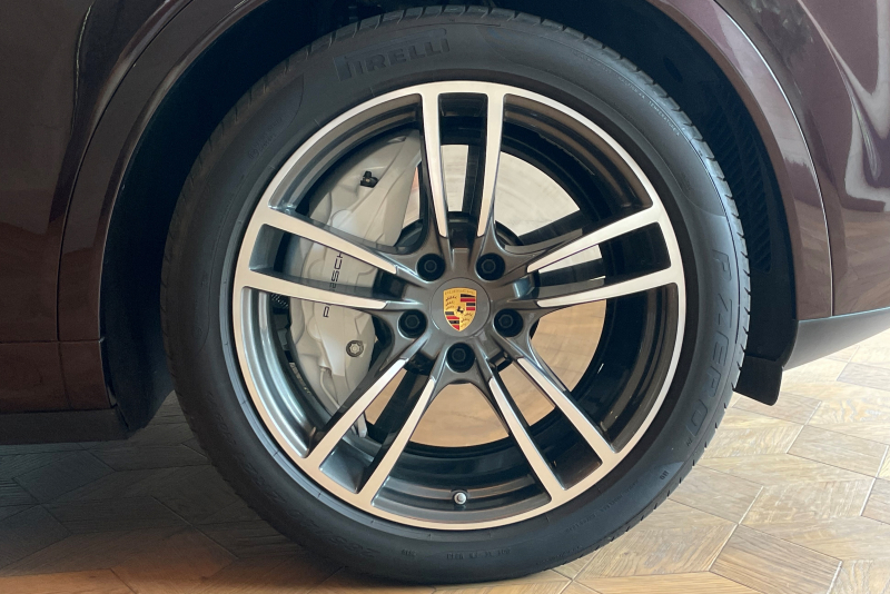 ポルシェ カイエン 中古車