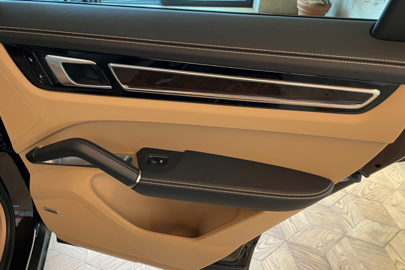 ポルシェ カイエン 中古車