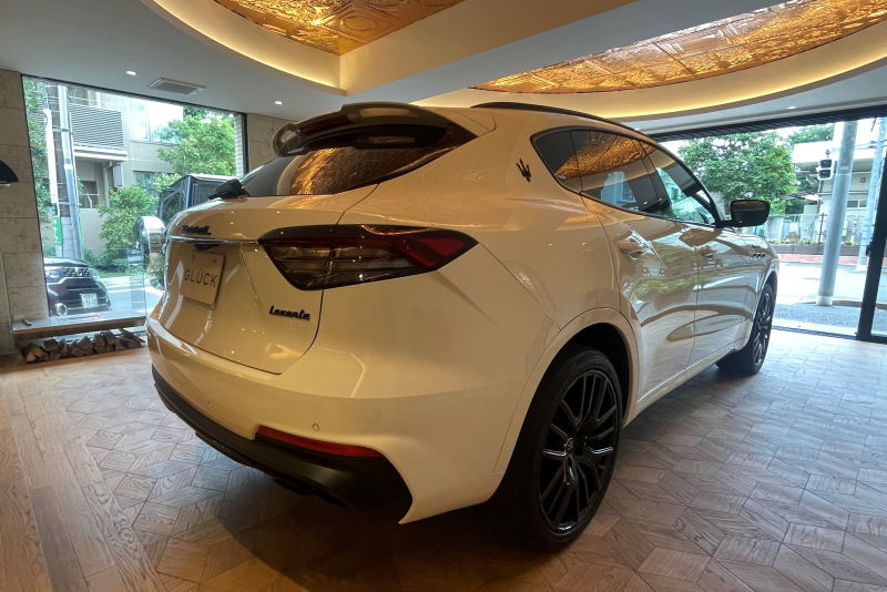 マセラティ レヴァンテ 中古車