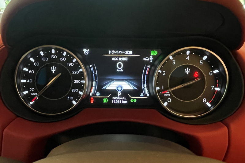 マセラティ レヴァンテ 中古車