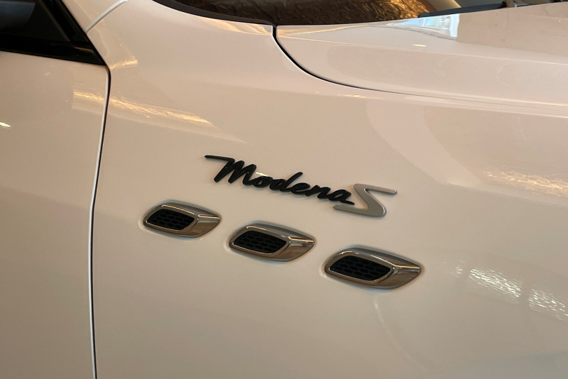 マセラティ レヴァンテ 中古車