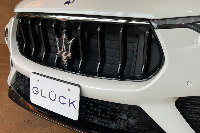 マセラティ レヴァンテ 中古車