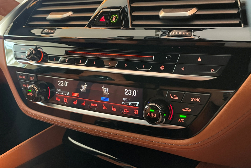 BMW 5シリーズ 中古車