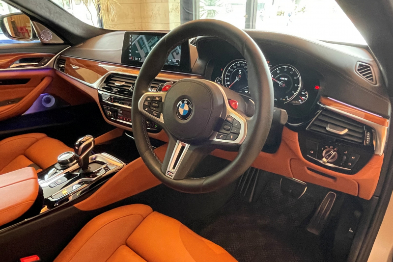 BMW 5シリーズ 中古車