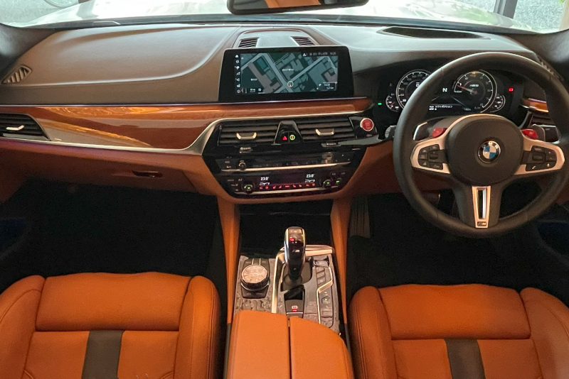 BMW 5シリーズ 中古車