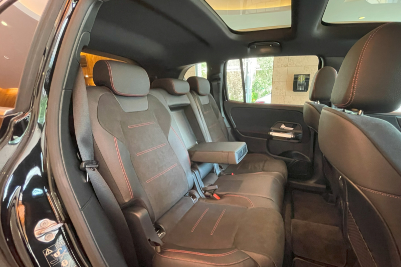 メルセデスベンツ GLB 中古車