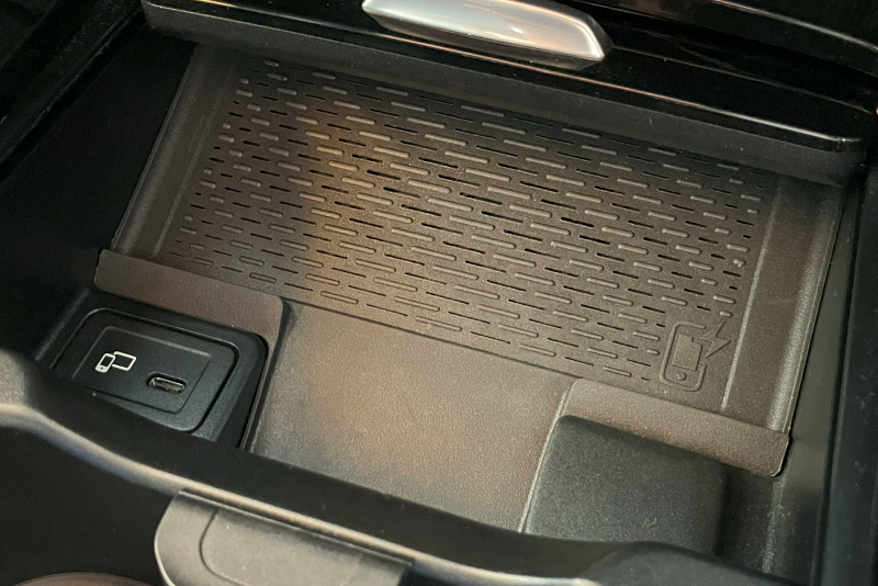 メルセデスベンツ GLB 中古車