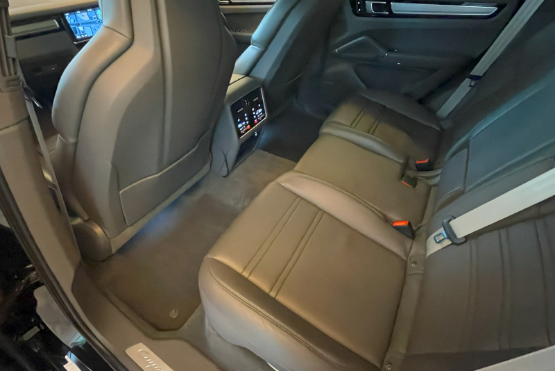 ポルシェ カイエン 中古車