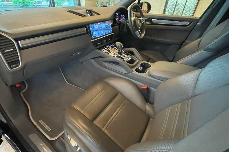 ポルシェ カイエン 中古車