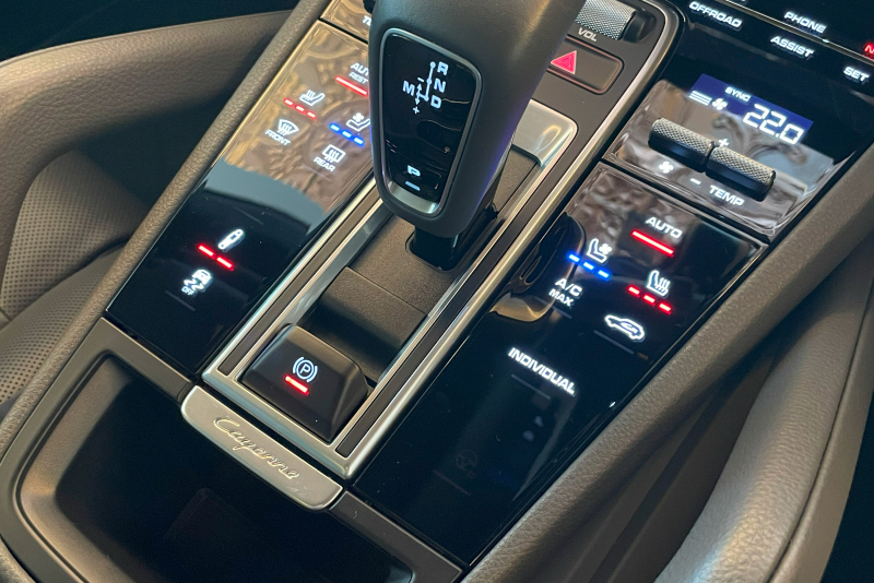 ポルシェ カイエン 中古車