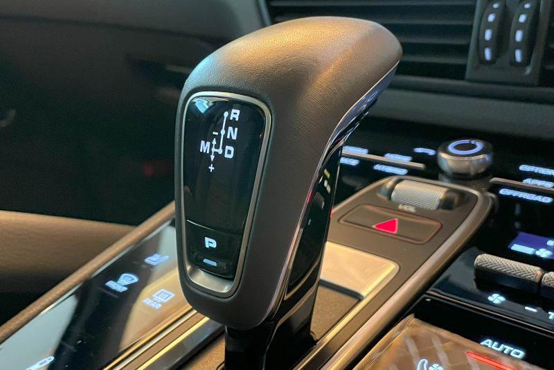 ポルシェ カイエン 中古車