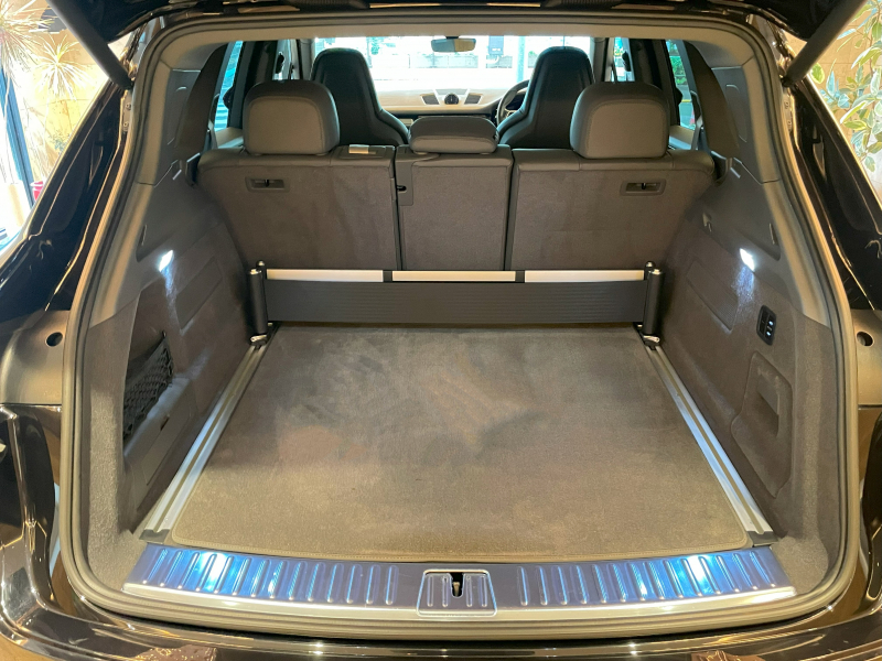 ポルシェ カイエン 中古車