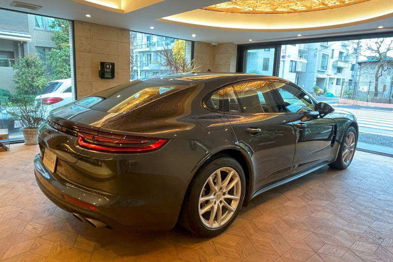 ポルシェ パナメーラ 中古車