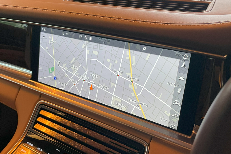 ポルシェ パナメーラ 中古車