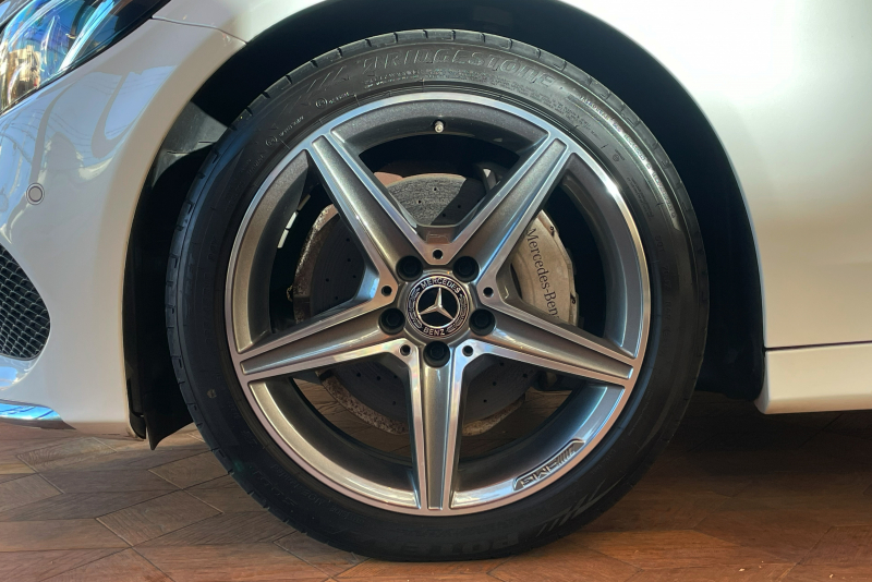 メルセデスベンツ Cクラス 中古車