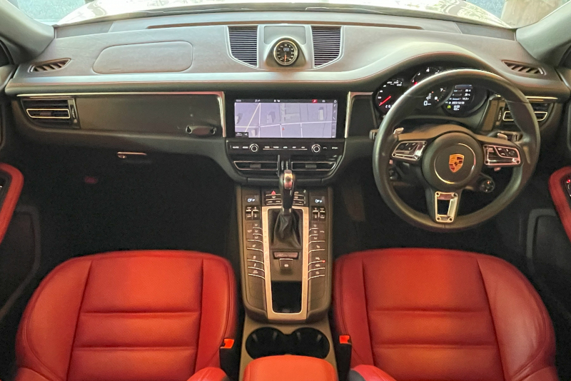 ポルシェ マカン 中古車