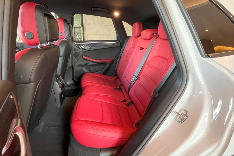 ポルシェ マカン 中古車