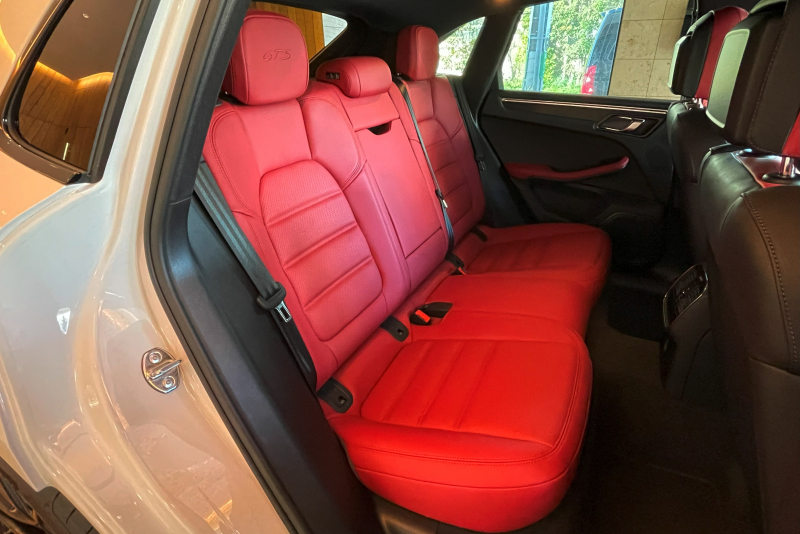 ポルシェ マカン 中古車