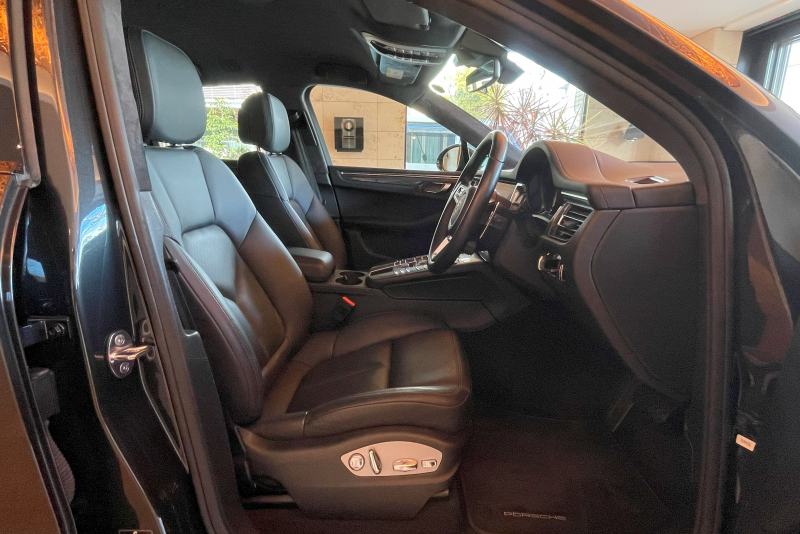 ポルシェ マカン 中古車