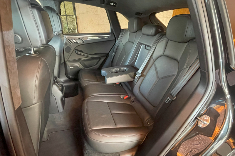 ポルシェ マカン 中古車