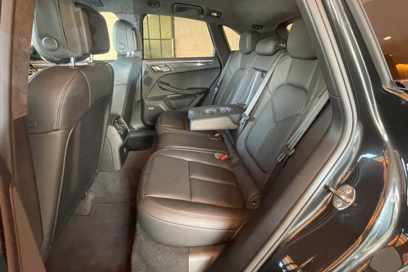 ポルシェ マカン 中古車