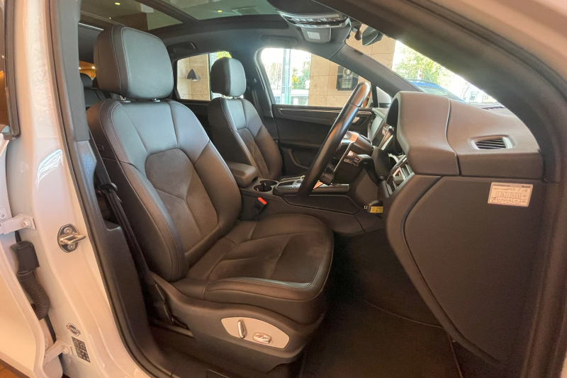 ポルシェ マカン 中古車