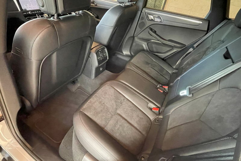 ポルシェ マカン 中古車