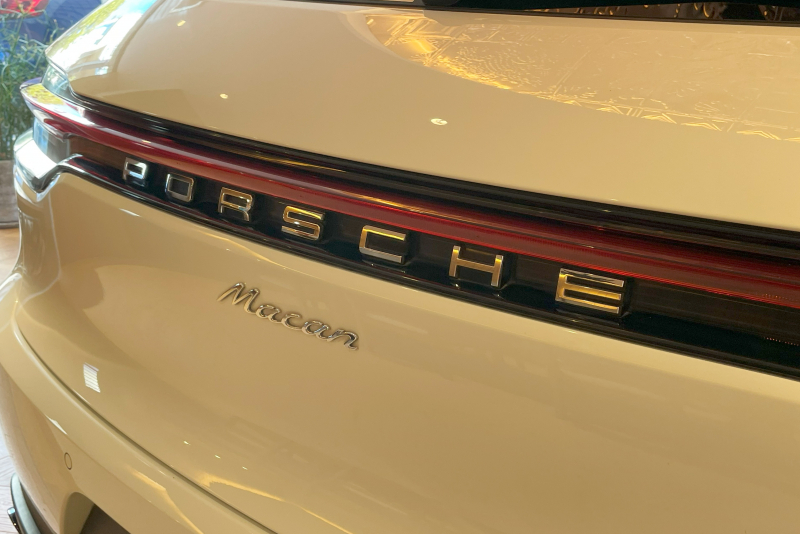 ポルシェ マカン 中古車