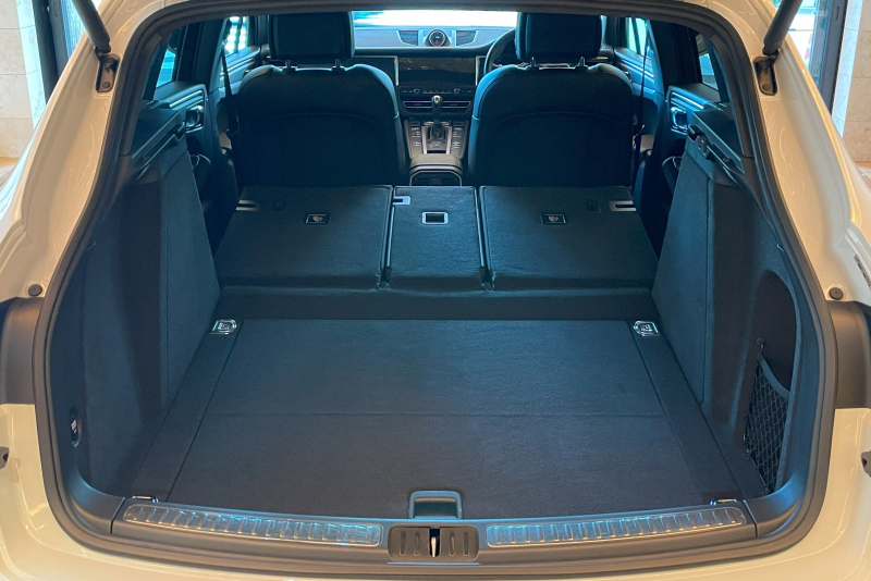 ポルシェ マカン 中古車