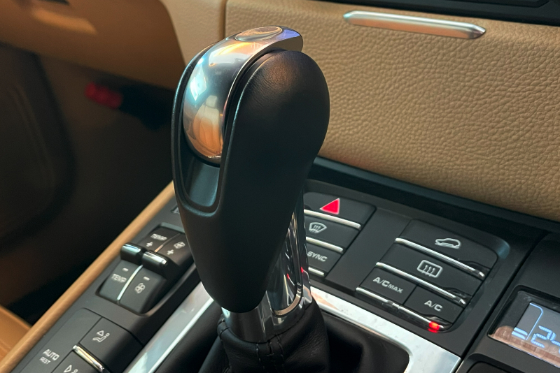 ポルシェ マカン 中古車