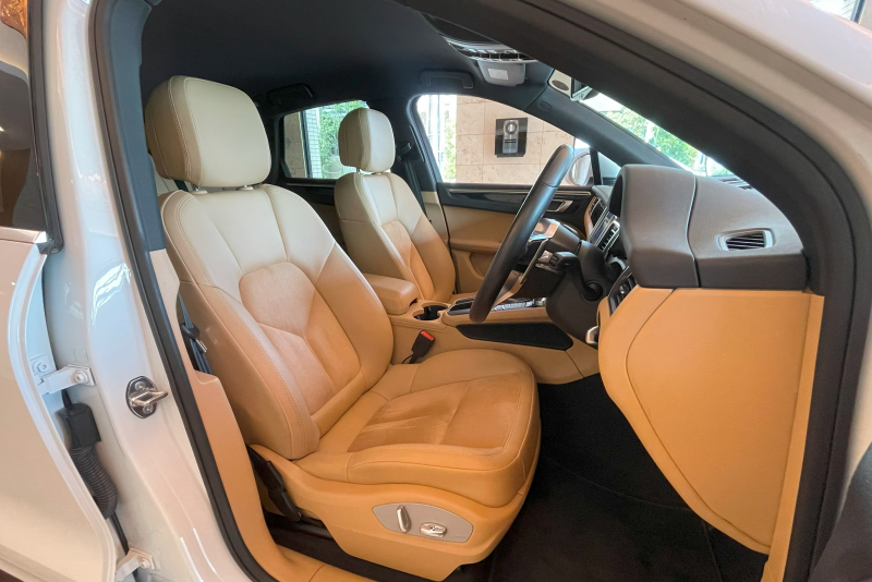 ポルシェ マカン 中古車