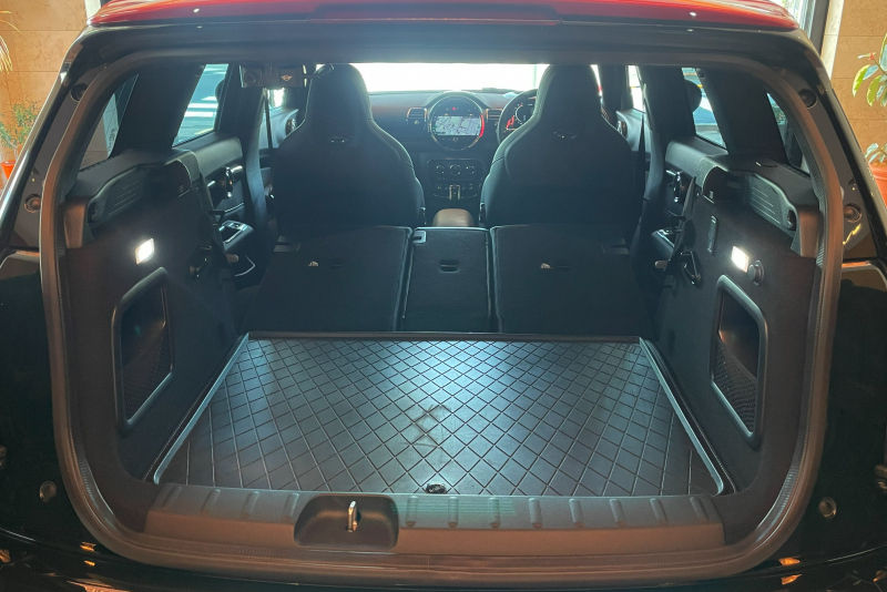 MINI(ミニ) ミニクラブマン 中古車