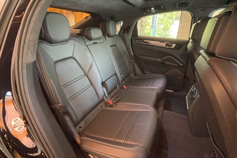 ポルシェ カイエンクーペ 中古車