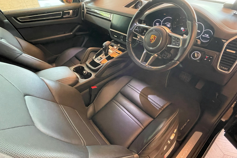 ポルシェ カイエンクーペ 中古車