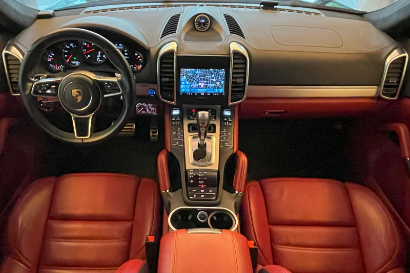 ポルシェ カイエン 中古車