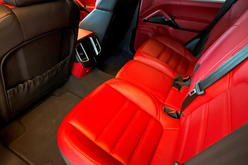 ポルシェ カイエン 中古車