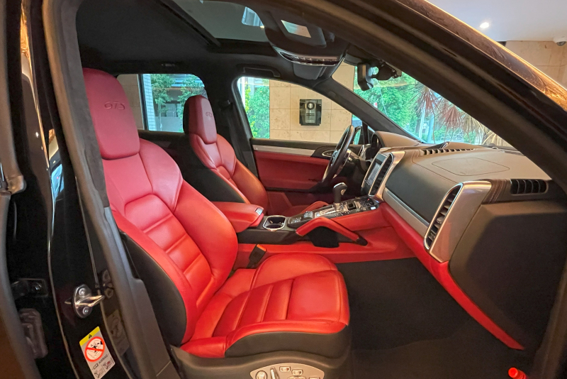 ポルシェ カイエン 中古車