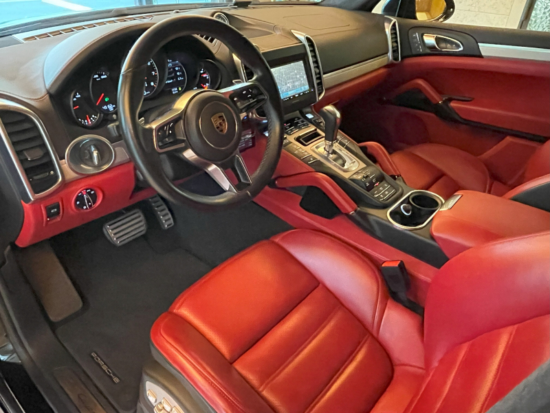 ポルシェ カイエン 中古車