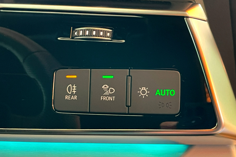 アウディ Q8 中古車