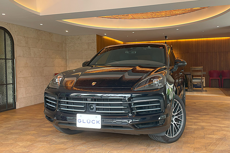 ポルシェ カイエン Eハイブリッド ティプトロニックS 4WD