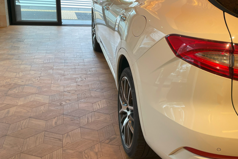 マセラティ レヴァンテ 中古車