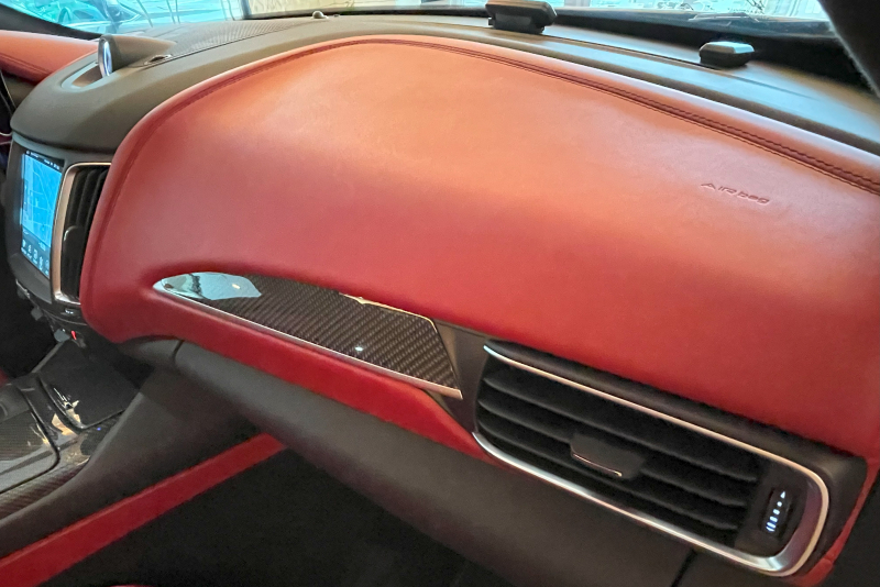 マセラティ レヴァンテ 中古車